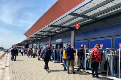Kocaeli Outlet Center İzmit’te Büyük İndirim Şöleni: Fiyatlar Yarı Yarıya