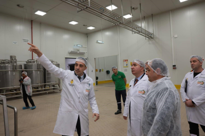 Türkiye’nin dört bir yanından gelen ballar Erzincan’da işleniyor