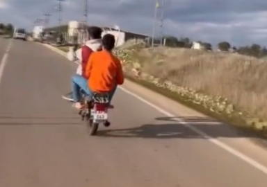 Kahramanmaraş’ta akrobatik hareketler yapan motosikletliye 47 bin TL ceza