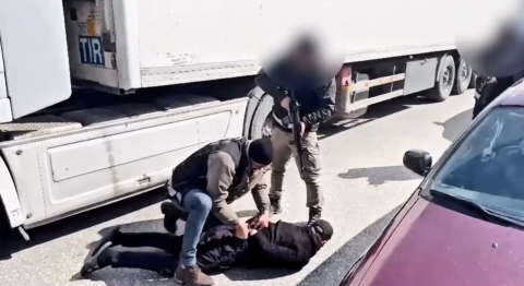 Yüksekova’da zehir tacirlerine ağır darbe: 211 kilogram uyuşturucu ele geçirildi