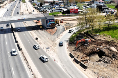Kocaeli İzmit’te Yol Ulaşıma Kapatıldı: Sürücüler Alternatif Güzergâhlara Yönlendiriliyor