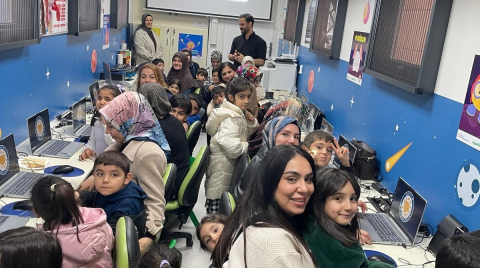 Veliler ve öğrenciler kodlama etkinliğinde buluştu