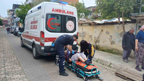 Evin bahçesinde düşen yaşlı kadın için ekipler seferber oldu