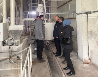 Bayburt’ta doğal taş üretim tesisinde çevre denetimi yapıldı