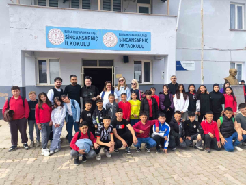 "Öğrencilerin yüzü güldü, saçları şekillendi"