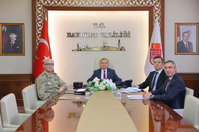 Okul güvenliğine yönelik alınacak tedbirler VKS toplantısında görüşüldü