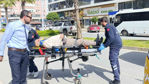 Aynı istikamette ilerlerken çarpışan motosikletlerden biri devrildi: 1 yaralı