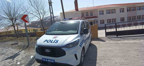 Tatvan’da okul çevrelerinde güvenlik önlemleri artırıldı