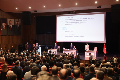 Şanlıurfa ve Kahramanmaraş Unutulmadı: Kocaeli Meclisi’nde Saygı Duruşu ve Dua