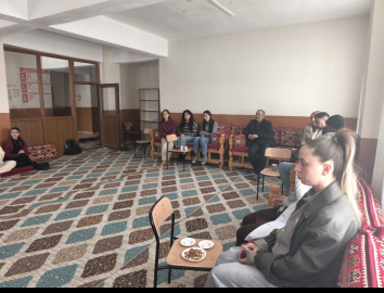 Diyadin’de öğretmenlerle eğitim toplantısı yapıldı