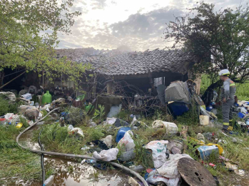 Manisa’da ev yangını: 1 kişi hayatını kaybetti