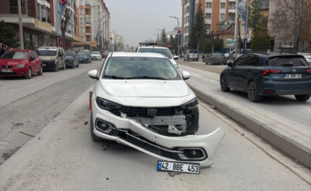 Karapınar’da otomobil ile motosiklet çarpıştı: 1 yaralı
