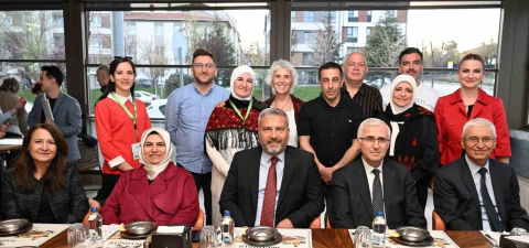 "1st Study in Eskişehir International Staff Week" programı kapsamında kapanış yemeği ve sertifika töreni gerçekleştirildi