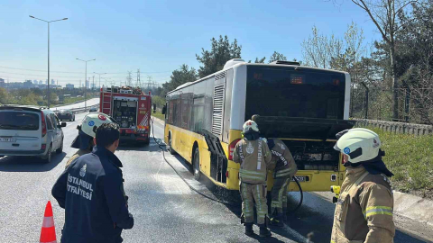 Eyüpsultan’da İETT otobüsünde korkutan yangın