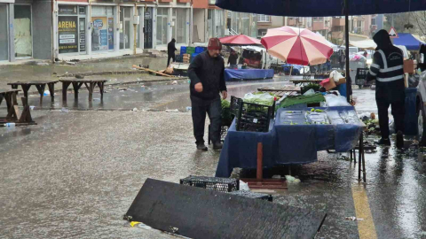 Tekirdağ’da sağanak yağış etkili oldu