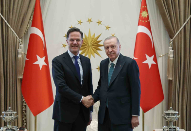 Cumhurbaşkanı Recep Tayyip Erdoğan, Cumhurbaşkanlığı Külliyesi’nde NATO Genel Sekreteri Mark Rutte ile bir araya geldi.