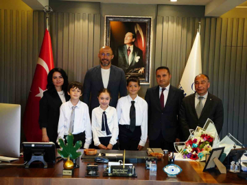 Başkan Zencirci yetkiyi, çocuklara devretti