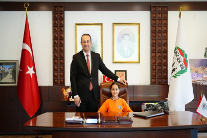 Başkan Ekim koltuğunu miniklere devretti