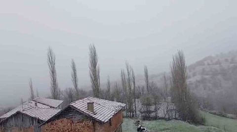 Çorum’un yüksek kesimlerinde kar yağışı etkili oluyor