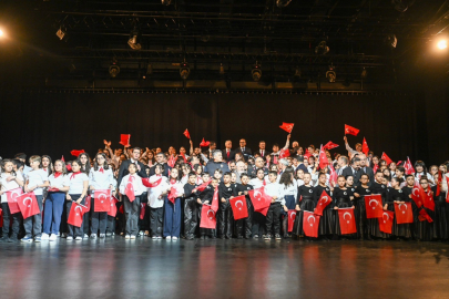 Erzurum’da çocuklar gönlünce bayramlarını kutladı