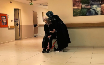 Emzirdiği bebeği soluksuz kalıp öldü