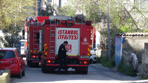 Tuzla’da giriş katında yangın paniği: Ev kullanılamaz hale geldi