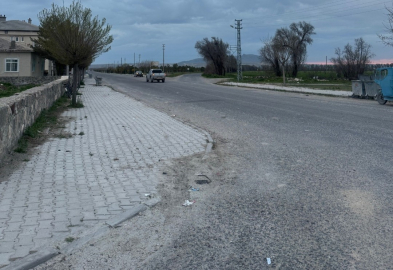 Karapınar’da motosiklet yayaya çarptı: 2 yaralı