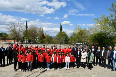 Samsunspor Voleybol Akademi’den Vezirköprü’de sosyal sorumluluk projesi