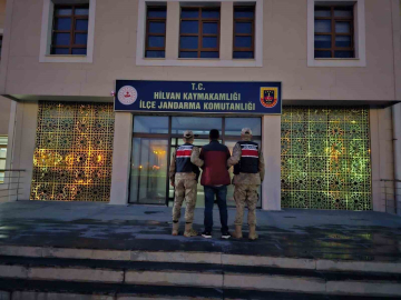Şanlıurfa’da aranan şahıs jandarma operasyonuyla yakalandı