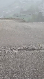 Elazığ’da dolu yağışı etkili oldu