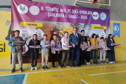 Siverekli öğrenciler zeka oyunları turnuvasında dereceye girdi
