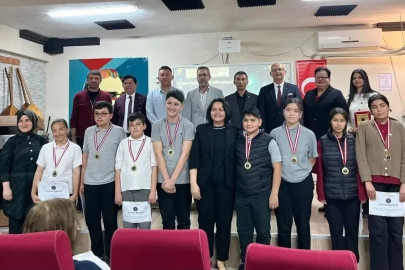 Yenipazar’da ortaokullar arası matematik olimpiyatı tamamlandı
