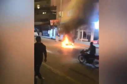 Motosiklet alev alev yandı
