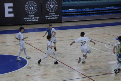 Okul Sporları müsabakaları tüm heyecanıyla sürüyor
