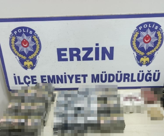 Erzin’de markette kaçak sigara ele geçirildi
