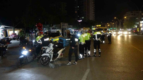 Kural tanımaz motosiklet sürücülerine 498 bin TL ceza