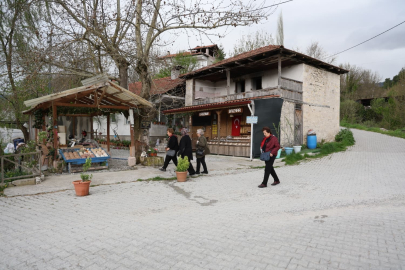 Burdurlu turistler Çameli’nin doğal güzelliklerine hayran kaldı