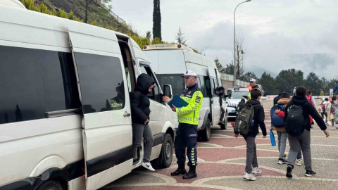 Üzerinde ’Okul Taşıtı’ yazısı olmayan servis aracına 2 bin 719 TL ceza
