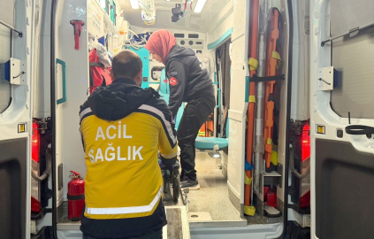 Devrilen motosikletin sürücüsü ağır yaralandı