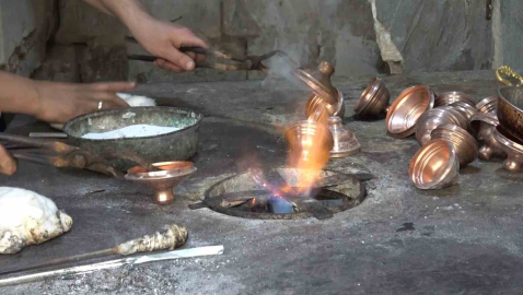 İkiz kardeşler baba mesleğini yaşatıyor