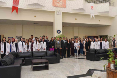 BŞEÜ’de Beyaz Önlük Giyme Töreni coşkuyla gerçekleşti