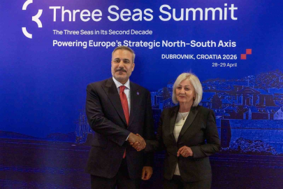 Dışişleri Bakanı Fidan, Bosna-Hersek Bakanlar Konseyi Başkanı Kristo ile bir araya geldi