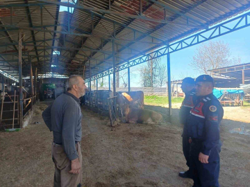 Bilecik’te 120 vatandaşa hayvan hırsızlığı ve dolandırıcılık bilgilendirmesi