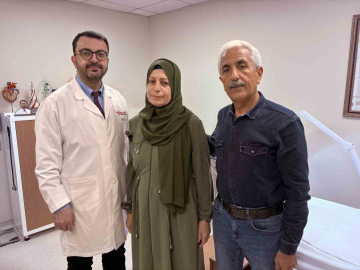 Kalbi üç kez duran hasta hayata döndü