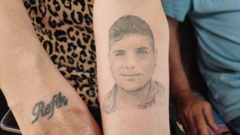 Oğlu 9 yıl önce öldürülen acılı anne: "Kolumdaki resmiyle avunup duruyorum"