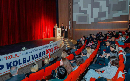 GKV’liler "Artiz Mektebi" adlı oyunu sahneledi