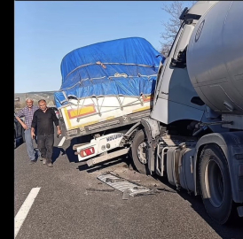 Bozüyük’te 2 tır çarpıştı, 1 yaralı