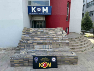 Adana’da 127 bin paket kaçak sigara ele geçirildi
