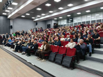 Gömeç’ de bahara merhaba konseri yoğun ilgi gördü