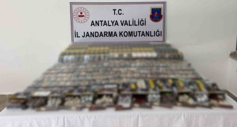 Manavgat’ta 5 bin paket kaçak sigara ele geçirildi